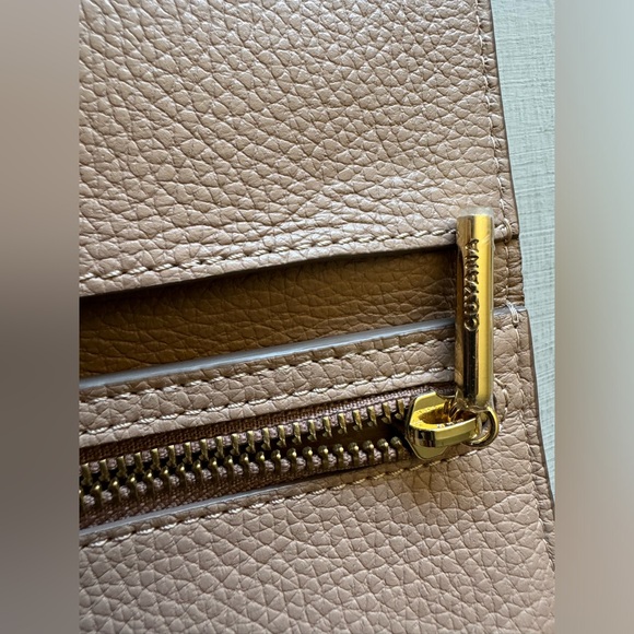 EUC Cuyana The Travel Beauty Roll in Soft Rose - Picture 7 of 12